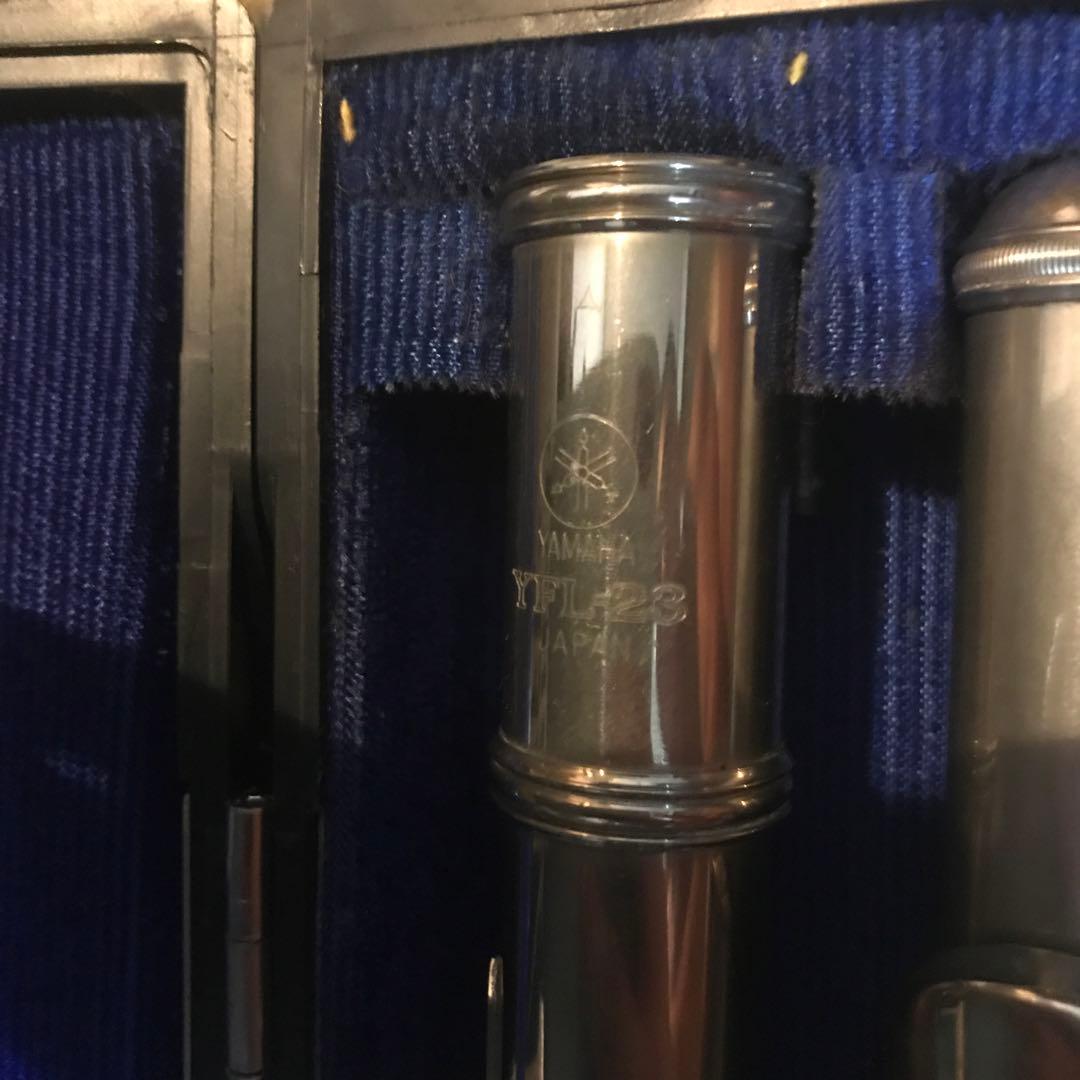 美品　YAMAHA フルート YFL23 ヤマハ　クリーニングロッド付き