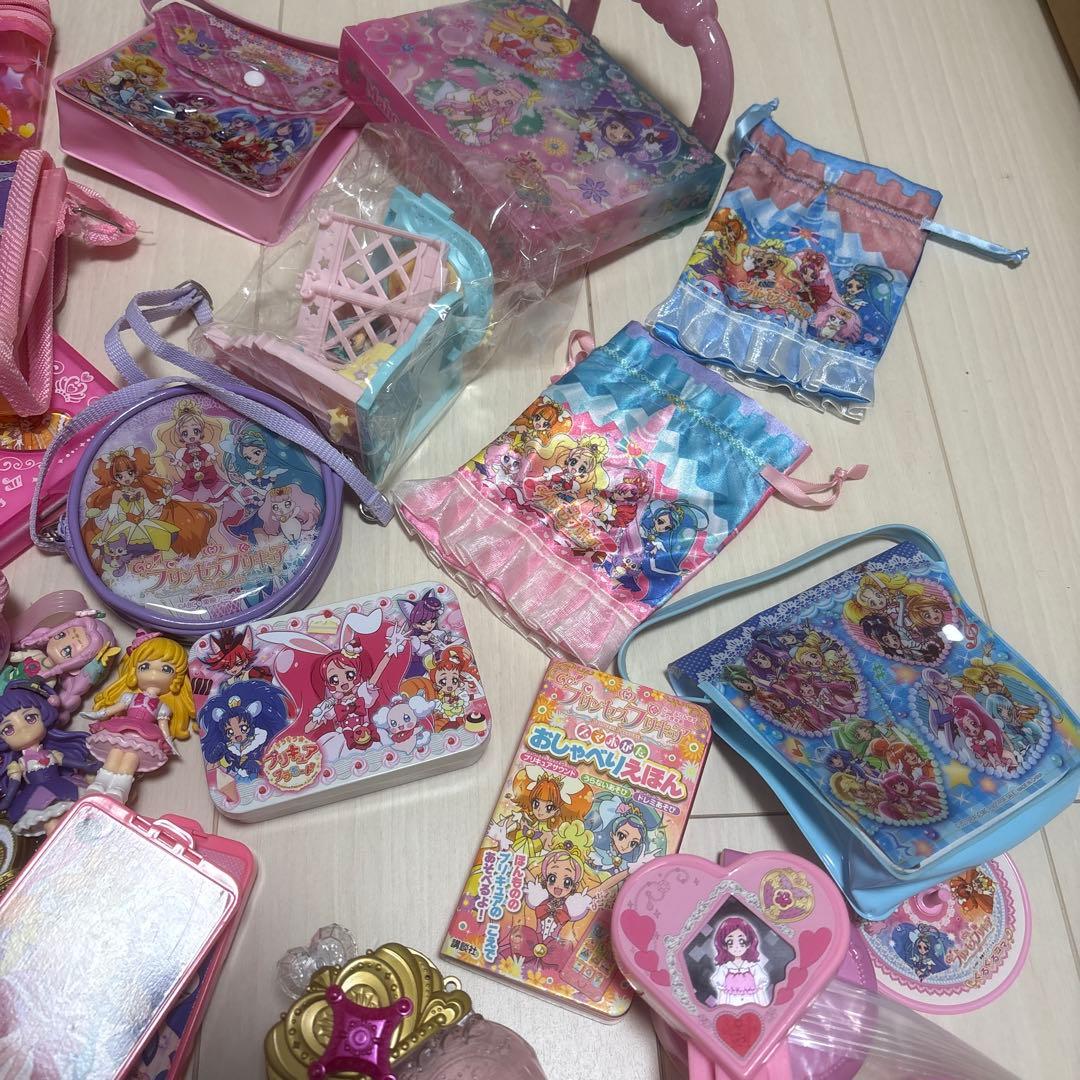 プリキュア　プリンセスパフューム　ポーチ　フィギュア　キーホルダー　ストラップ