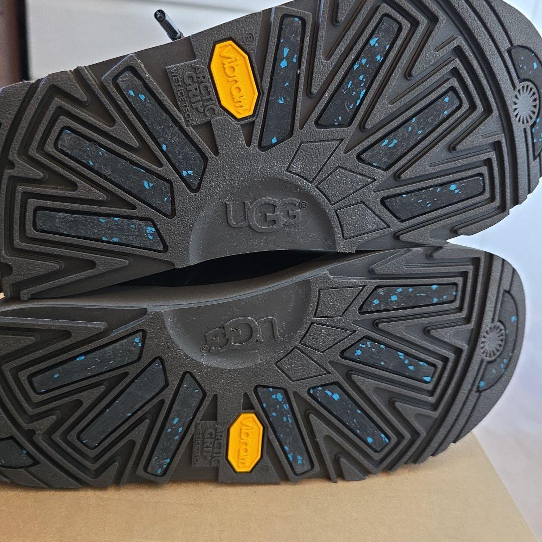 UGG　レディース　防水ウィンターブーツ 6号