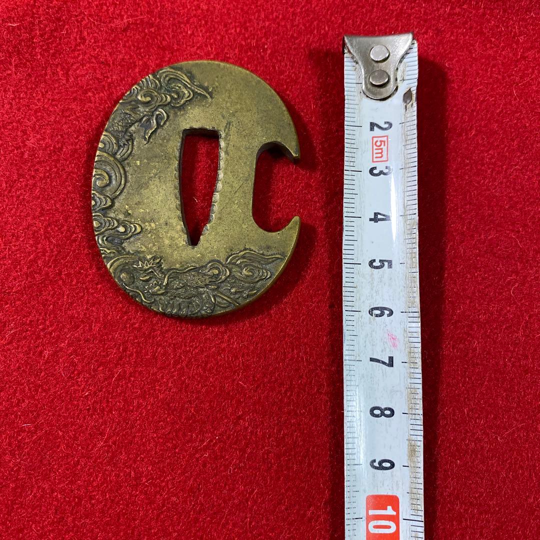 B–9 日本刀の鍔(つば) 武具　銅製　装飾品　アンティーク　美術品　工芸品　鍔