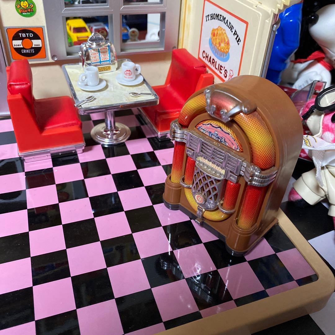 エポック社 ハローストリート ハローダイナーと小物セット - メルカリ