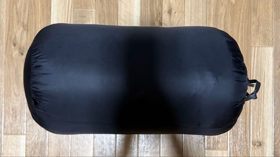 【ISUKA×naturam】ダウンシュラフ ニルギリEXN ブラック