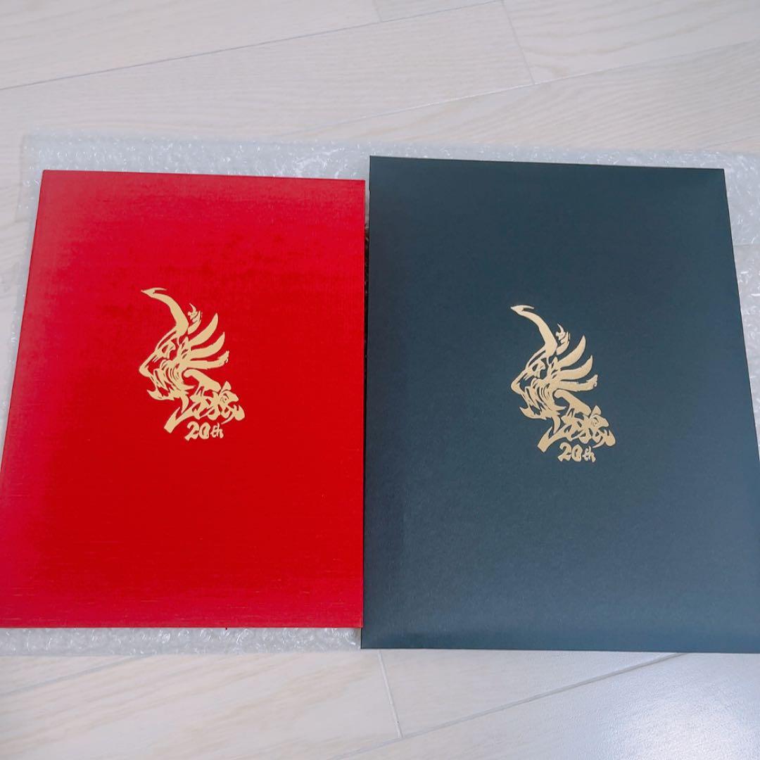 涼邑零 演：藤田玲（牙狼＜GARO＞20周年記念：ラフネートル見開き記念アルバム