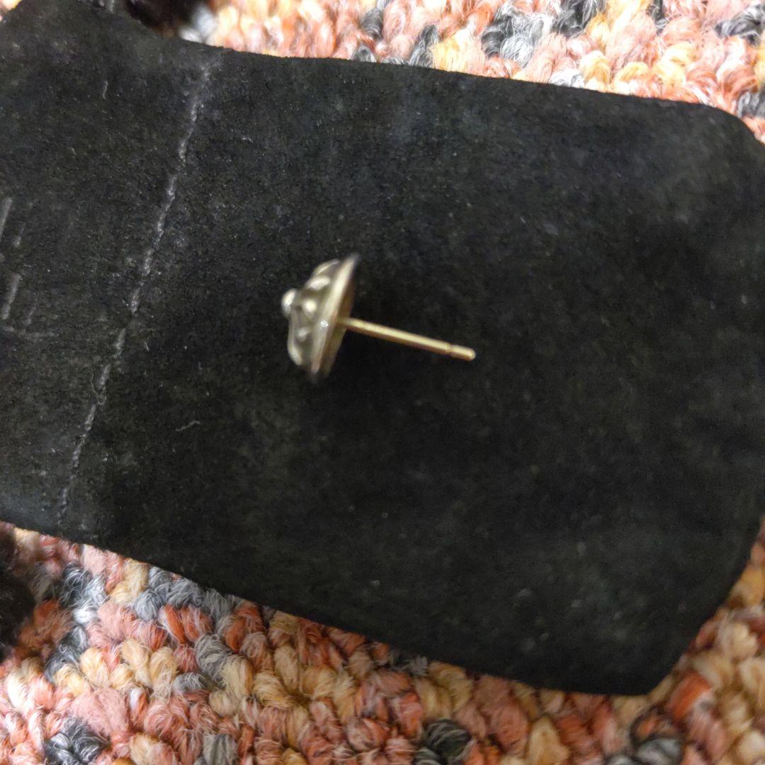 クロムハーツクロスボールピアス