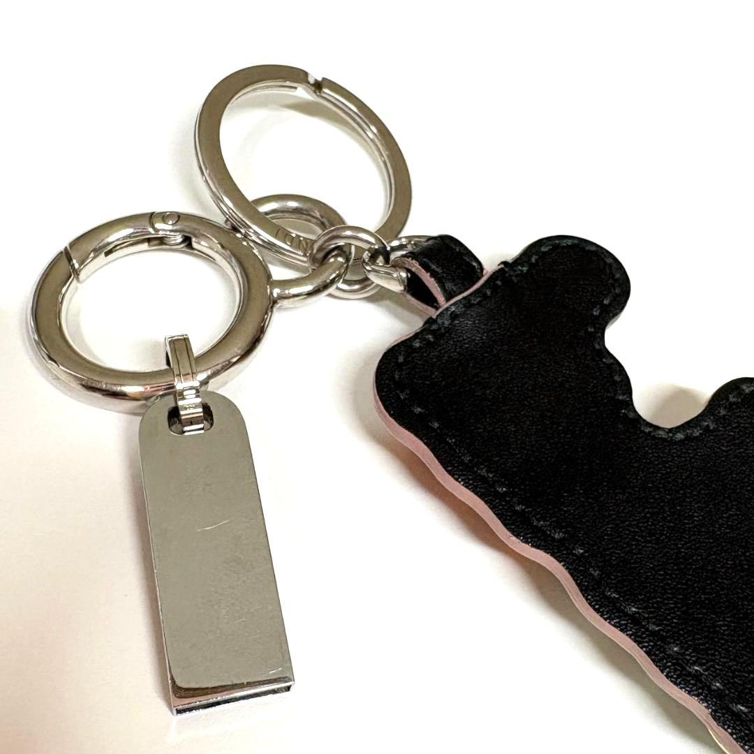 FENDI　フェンディ ロゴ　スタッズ チャーム　キーホルダー　USB付