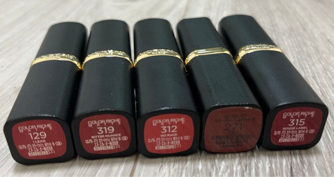 デパコス、韓国コスメ、プチプラまとめ売り　150点以上