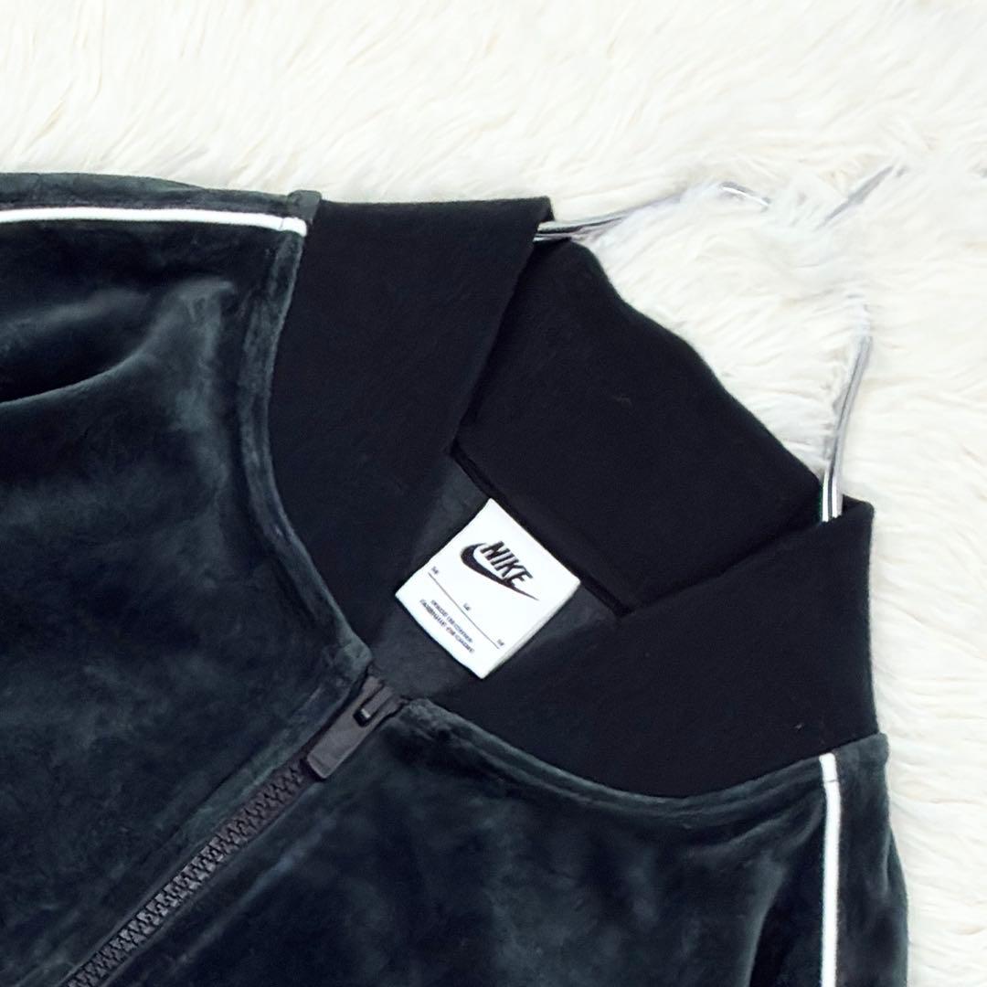 美品　ナイキ　ベロア　ワンポイントロゴ　刺繍ロゴ　トラックトップ　M　ブラック