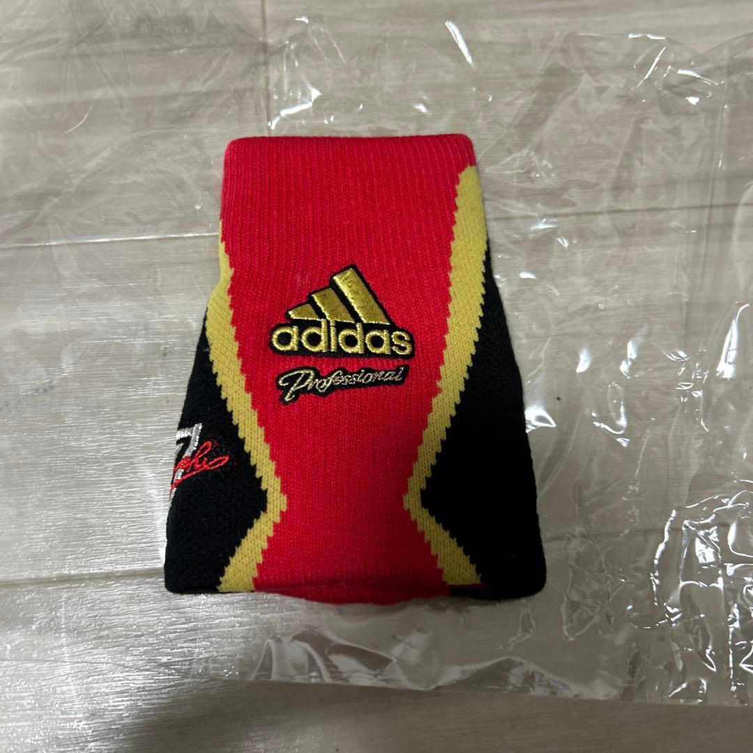 西岡剛　2010年　リストバンド 西岡剛 リストバンド 本人支給品 2010年モデル ロッテ 阪神 アディダス