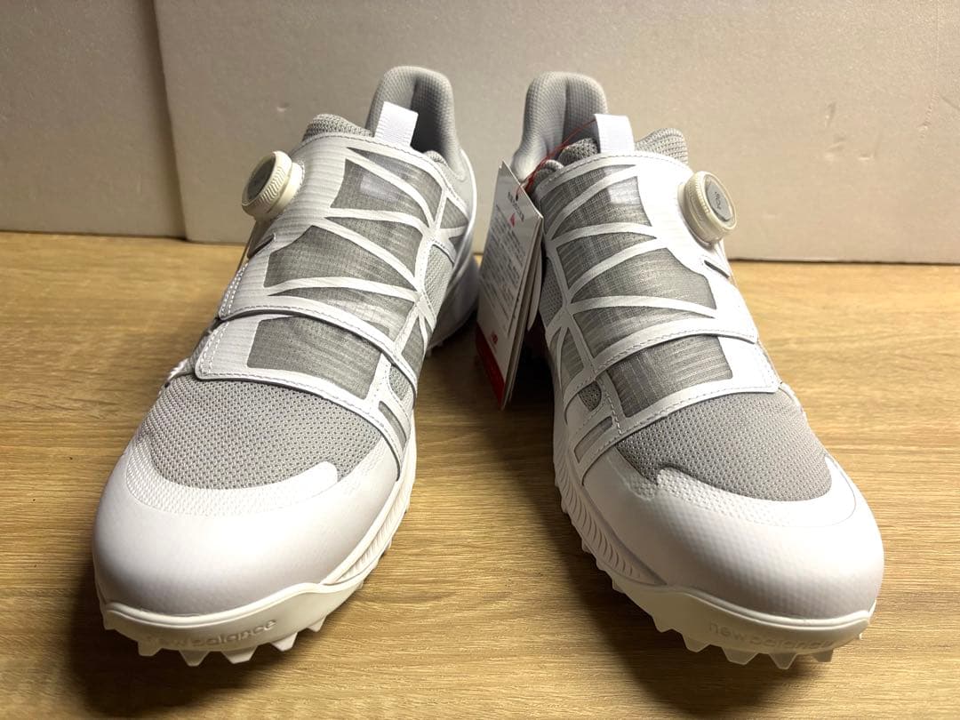 未使用 24cm 2E ニューバランス ゴルフシューズ UGS1001Wホワイト