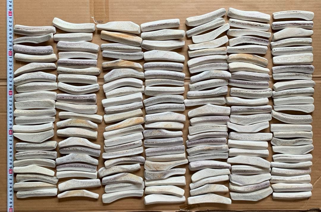 No.2118『鹿角4つ割り150本セット』鹿の角 エゾ鹿 鹿角 蝦夷