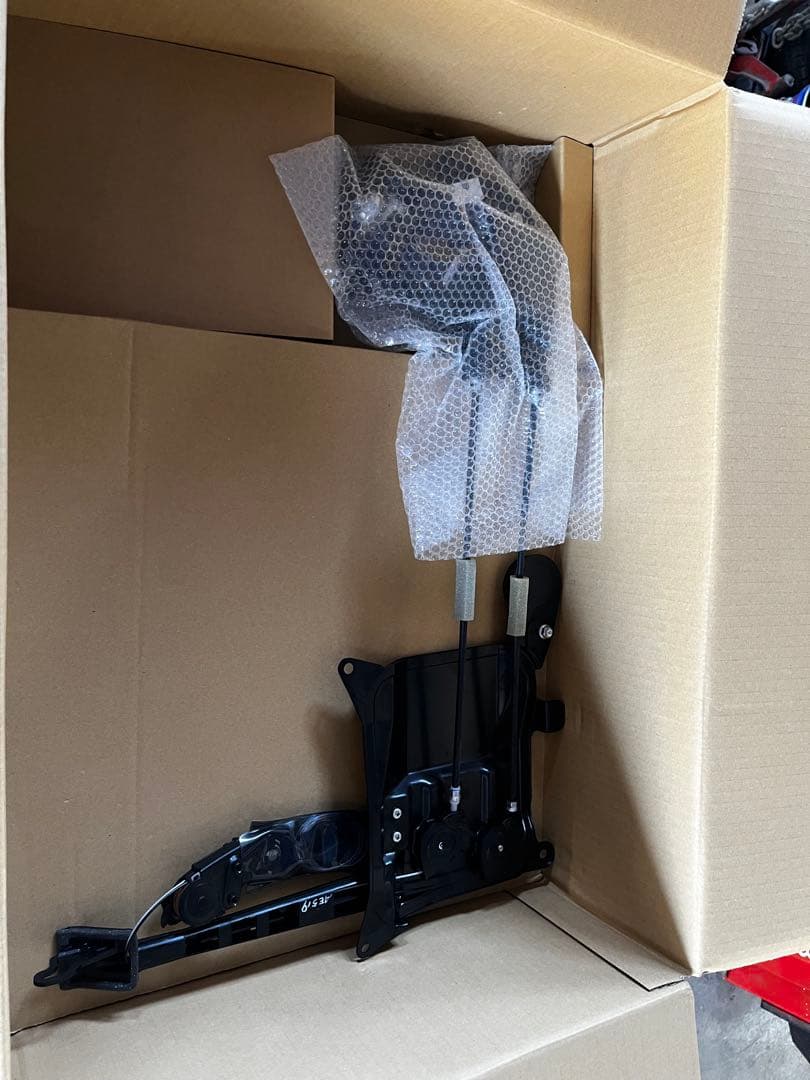 ZRR70 ノア　パワースライドドア　左右　新品　ボクシー