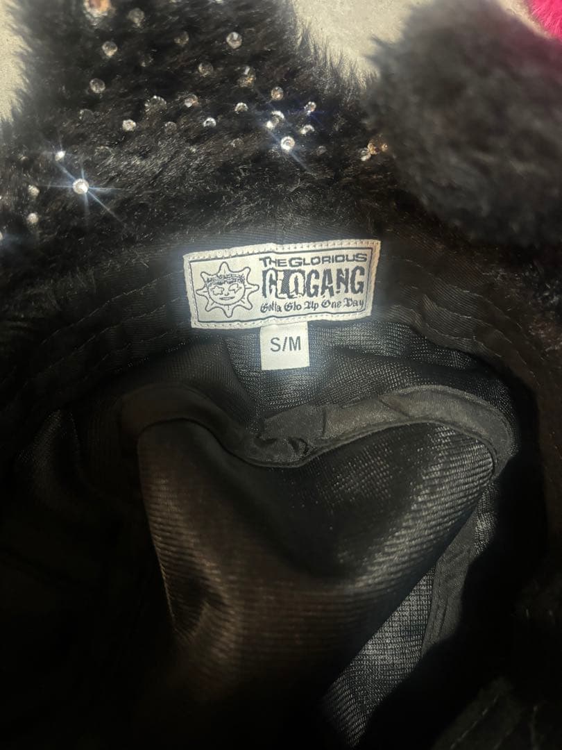 GLO GANG ビジュー付きファーキャップ S/M