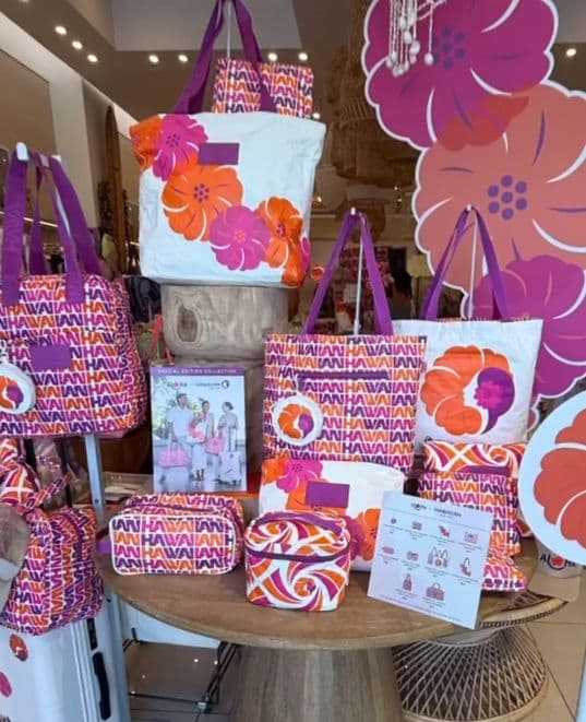 Aloha Collection ハワイアン航空 コラボ Mid ポーチ - yellows.co.jp 日本