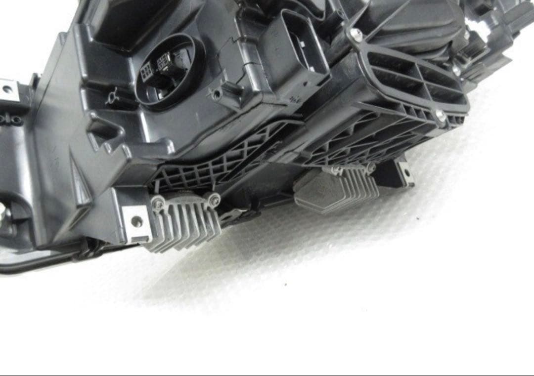 BMW 5シリーズf10f15 後期　ヘッドライト 中古