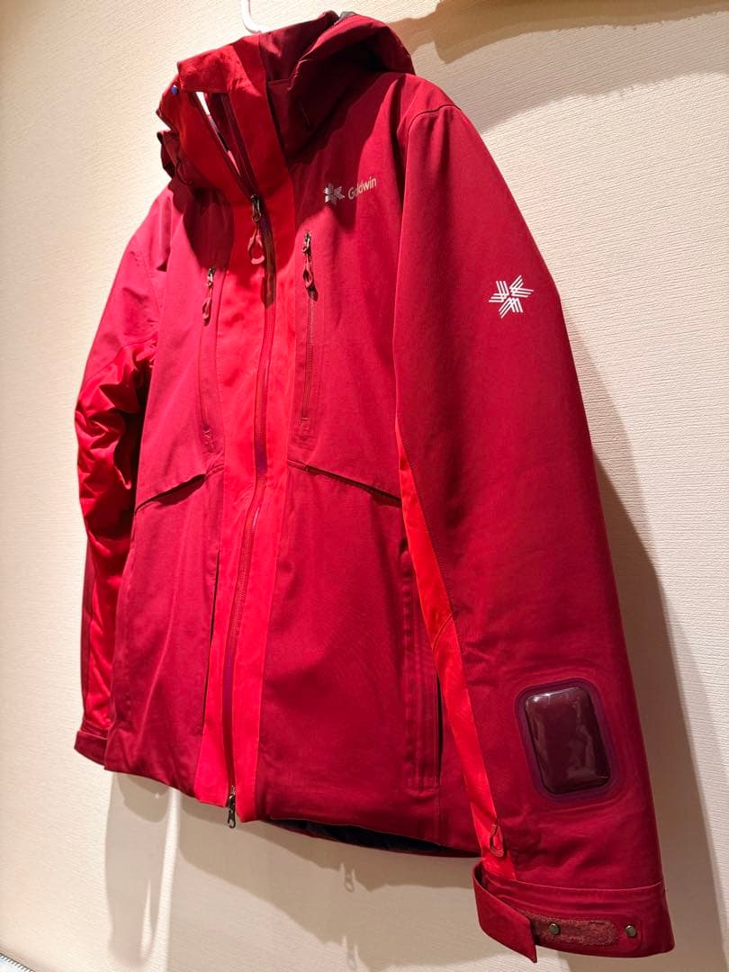 GOLDWIN GORE-TEX スキージャケット　赤