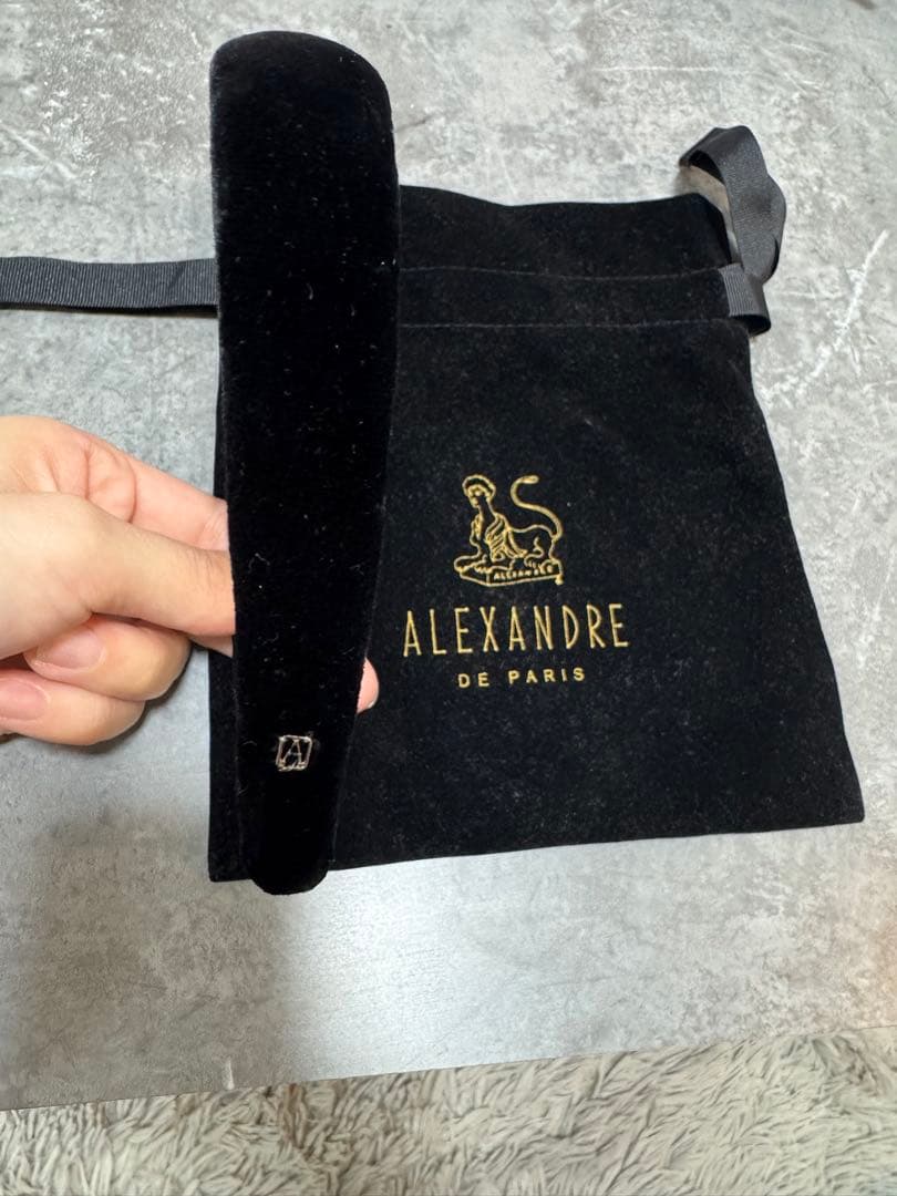 ALEXANDRE DE PARIS ブラック　カチューシャ　2.5cm