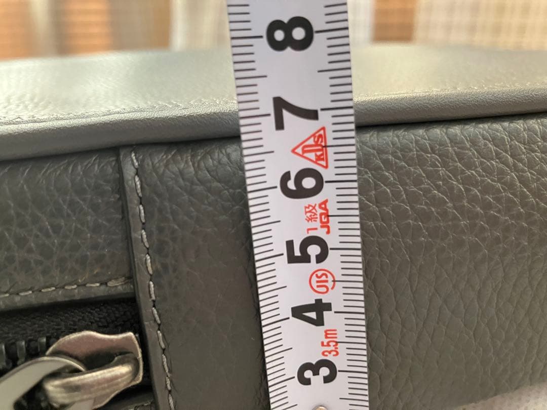 coach コーチ　メンズボディバッグ　ショルダーバッグ　美品　グレーレザー