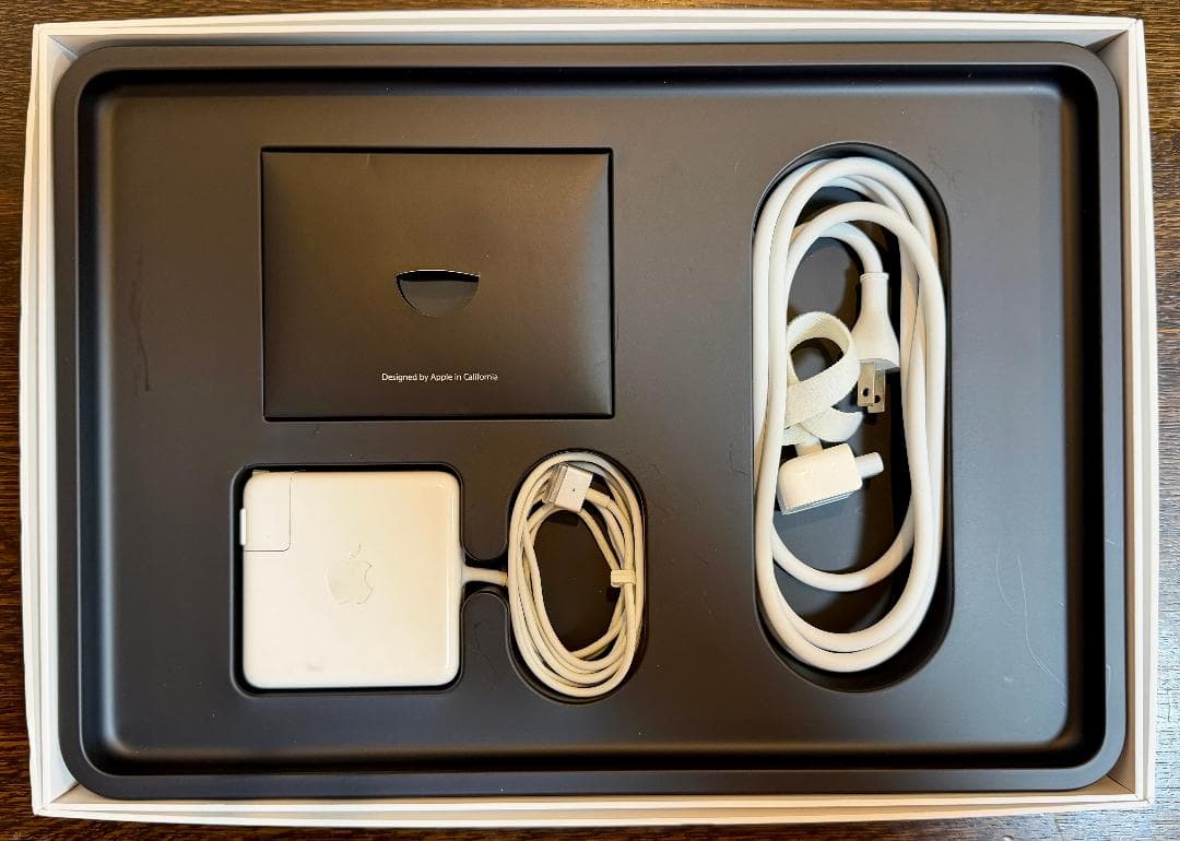 MacBook本体 Macbook Pro 15\" Mid-2015 i7/16GB/256GB