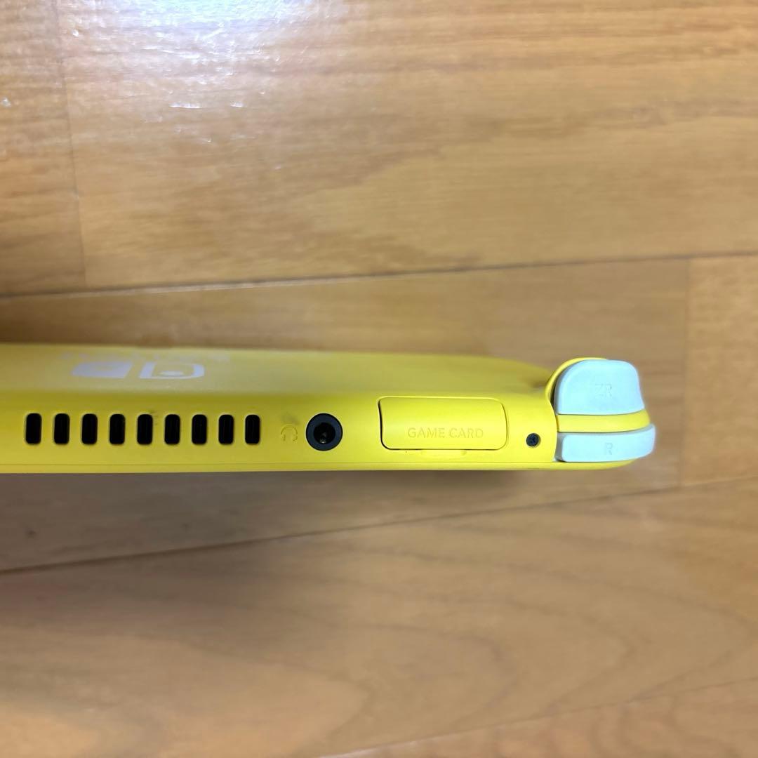 Nintendo Switch Lite イエロー　ジャンク品　ケース付き