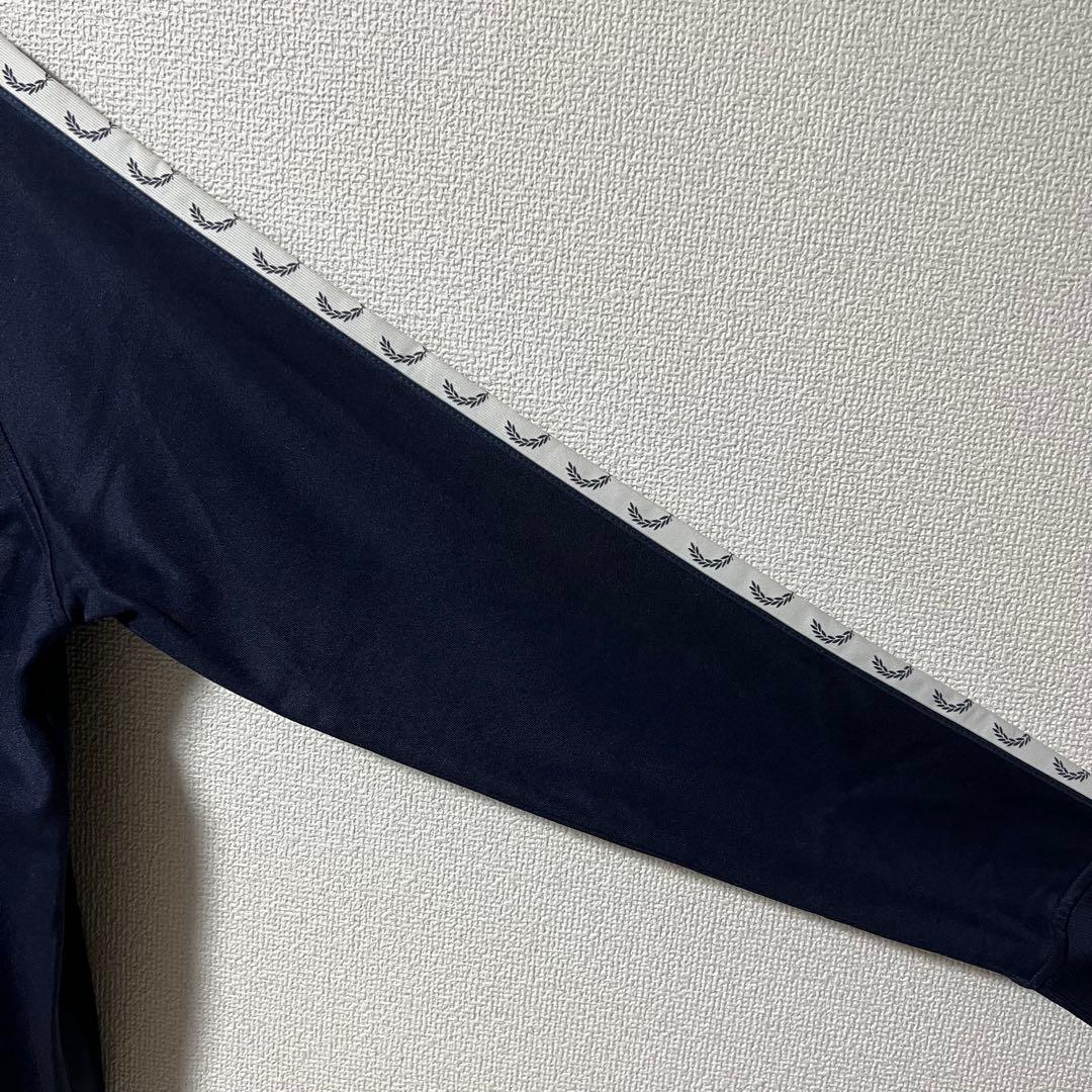 【フレッドペリー】Taped Track Jacket トラックジャケット