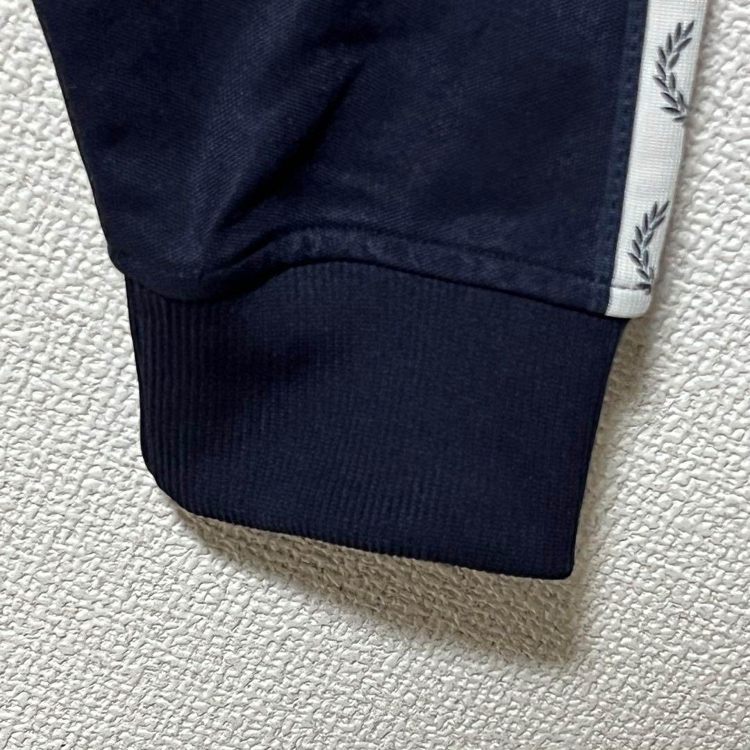 【フレッドペリー】Taped Track Jacket トラックジャケット