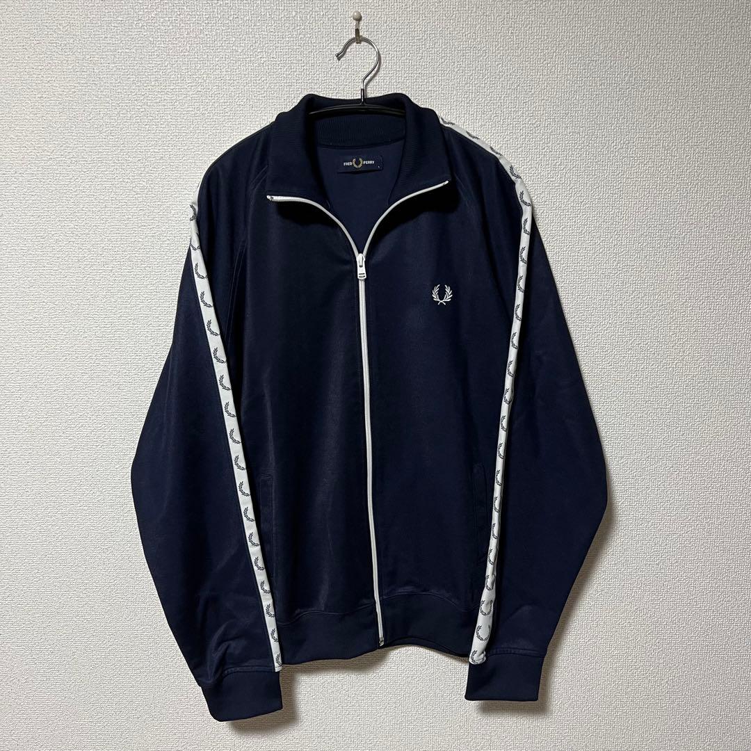 【フレッドペリー】Taped Track Jacket トラックジャケット