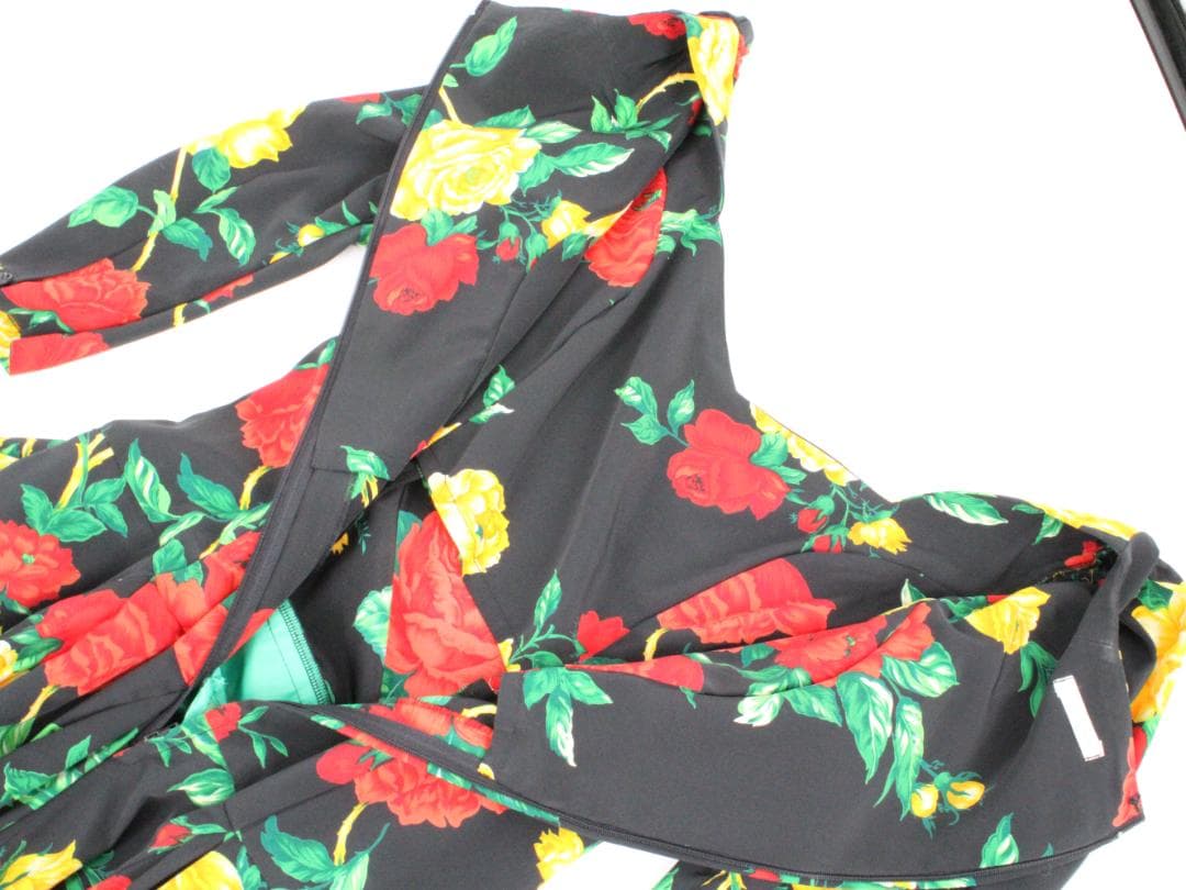 【美品 フラメンコ衣装】ブラック×バラ柄 EMU MOA BRAND ドレス
