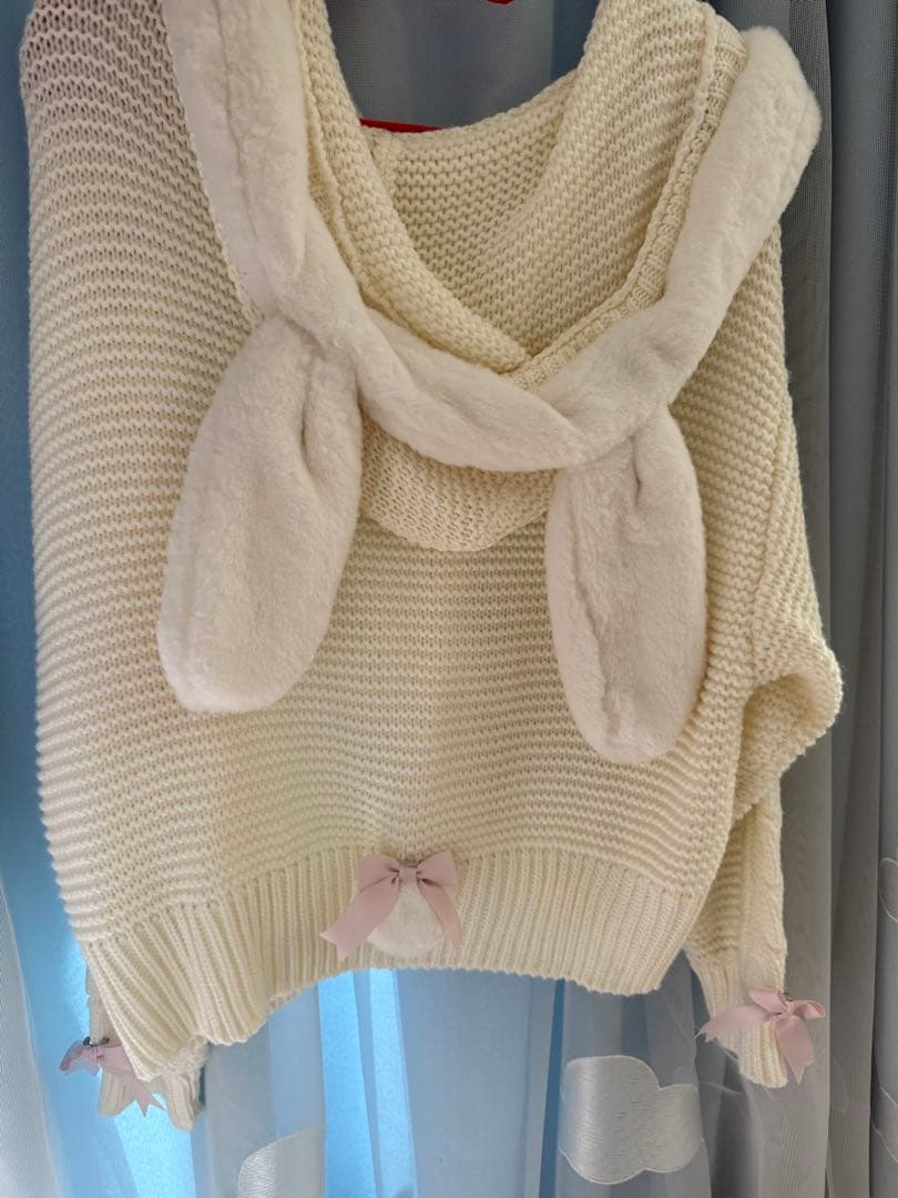 【Amavel】うさぎ耳付き アウター