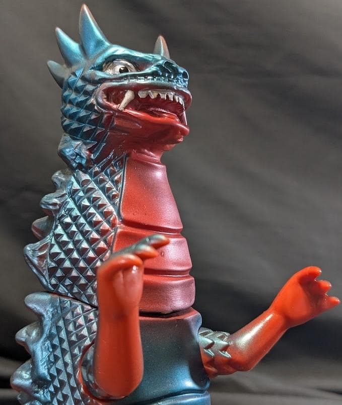 ベムラー「ウルトラマン」登場怪獣（М1号）ソフビフィギュア