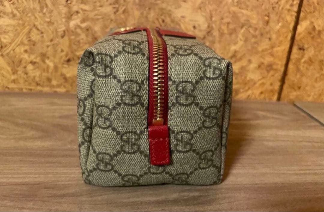 GUCCI GGパターン ポーチ ベージュ/レッド