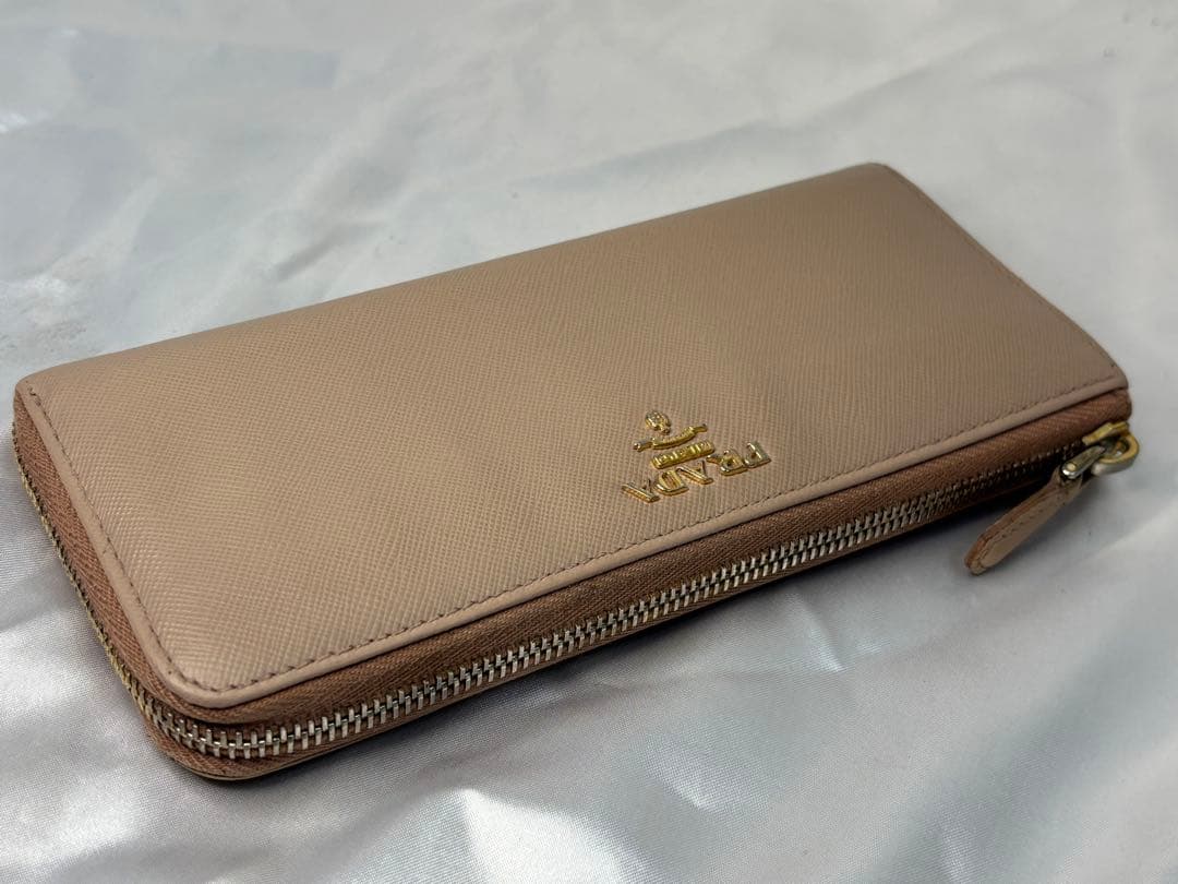 楽天市場】l字ファスナー長財布 プラダの通販 超美品 PRADA プラダ 長