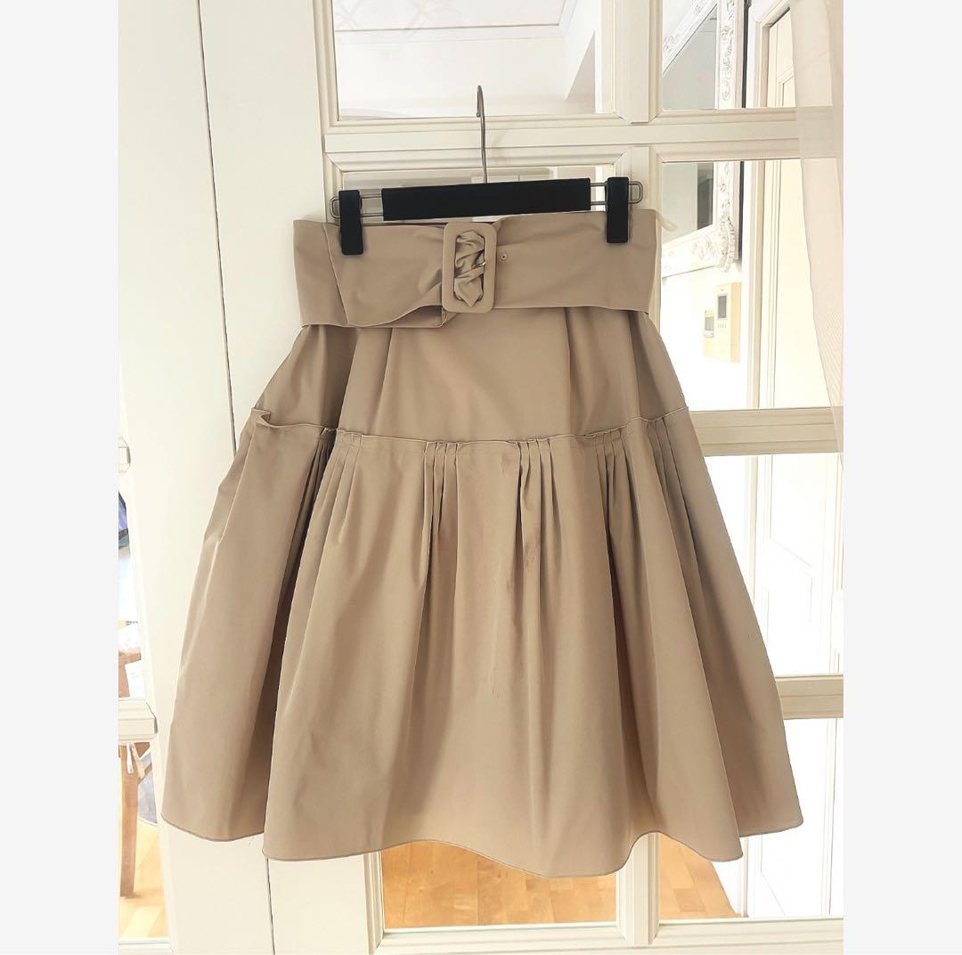 DAISY LIN for FOXEYタックフレアスカート ベルト付き ベージュ - メルカリ