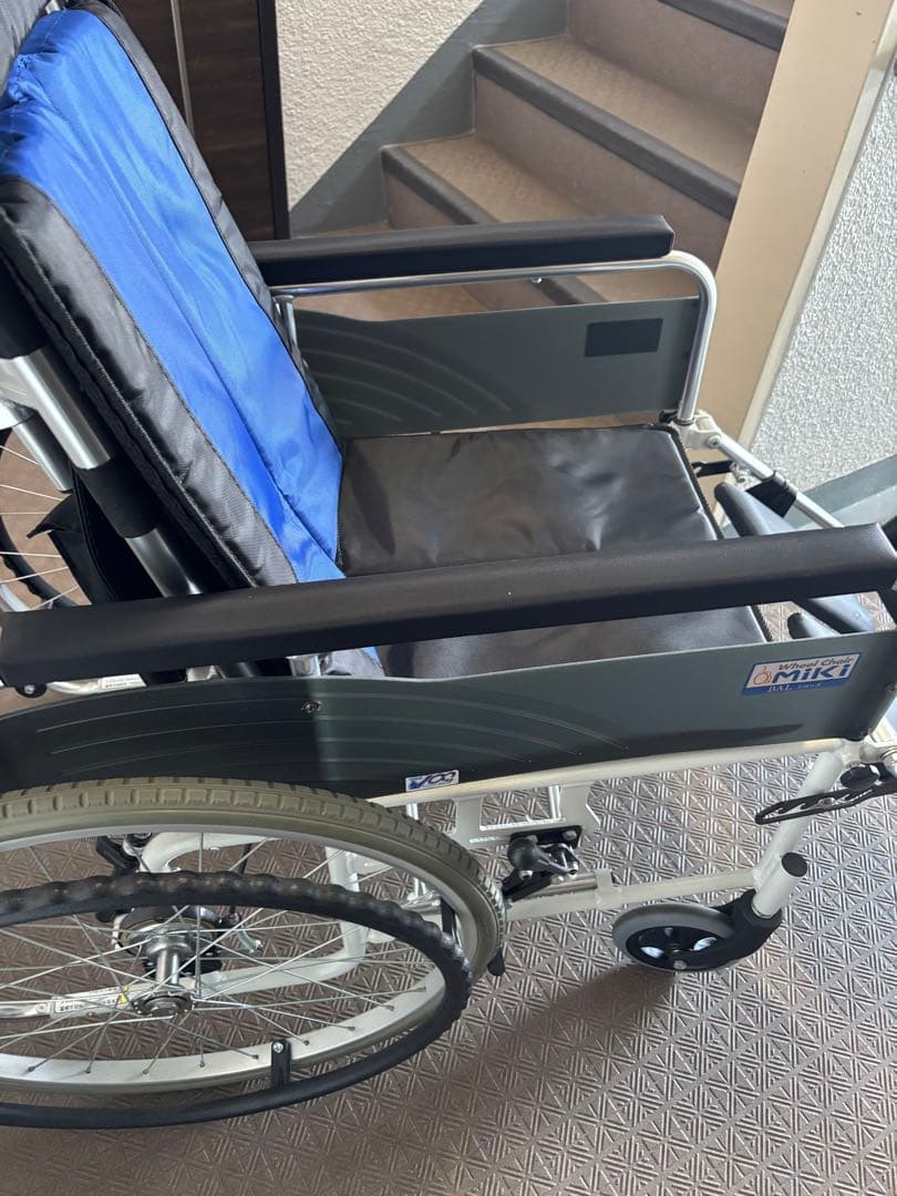 MiKi（ミキ）アルミ製車椅子 BAL-13 リクライニング