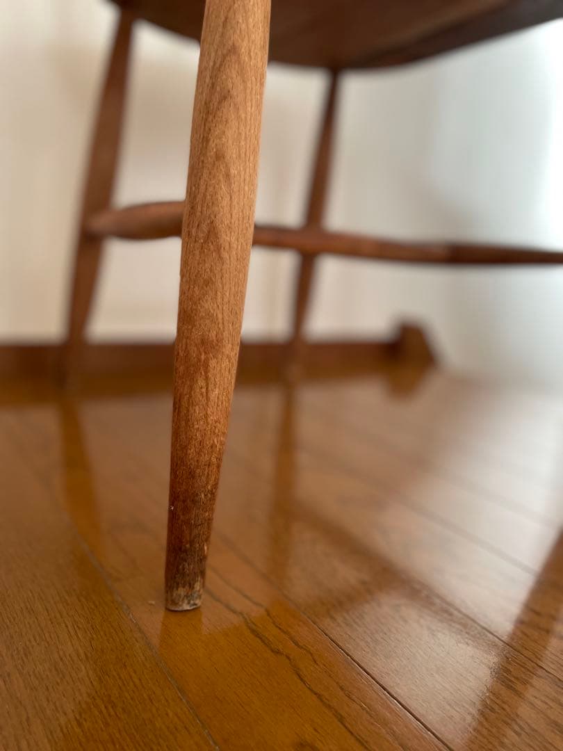 アンティークチェア　古いもの