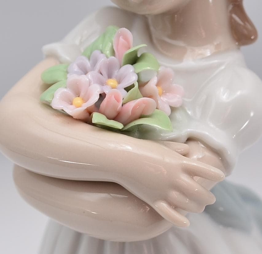 さわやかな風 ＃8248 ☆リヤドロ スペイン ポーセリン 光沢仕上げ 絶版