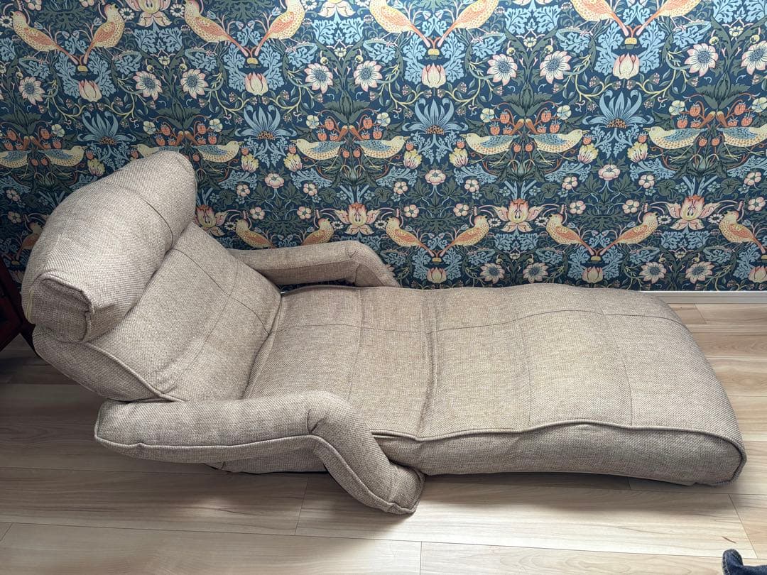 リクライニング機能付き座椅子 ベージュ