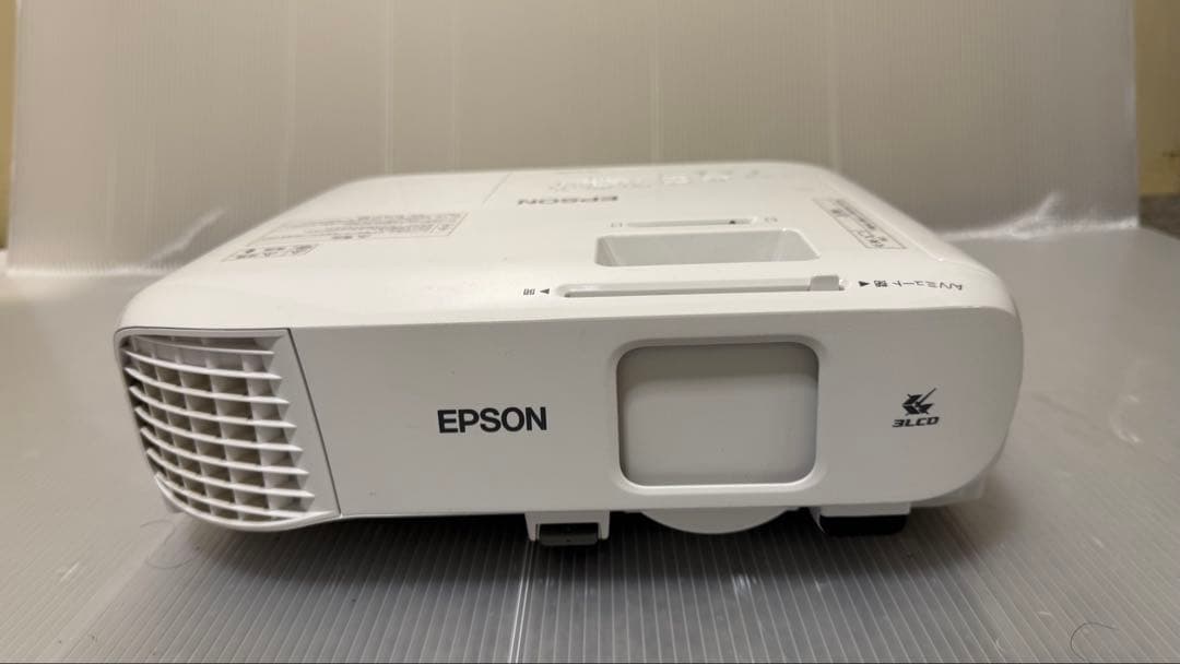EPSON EB-2142W プロジェクター本体 使用時間: 2012hの通販はau PAY