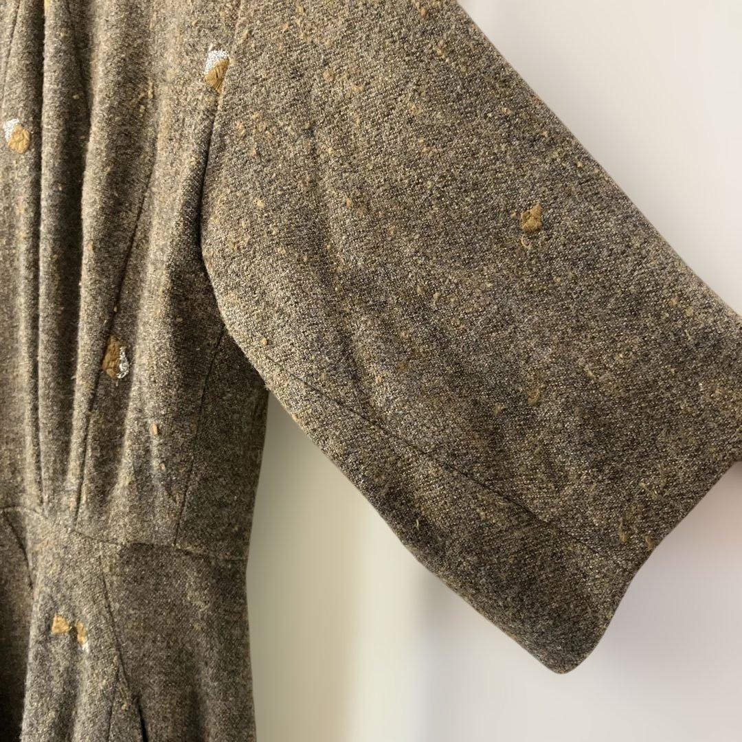 美品mina perhonenミナペルホネンpebbleカーキ刺繍ヤクワンピース