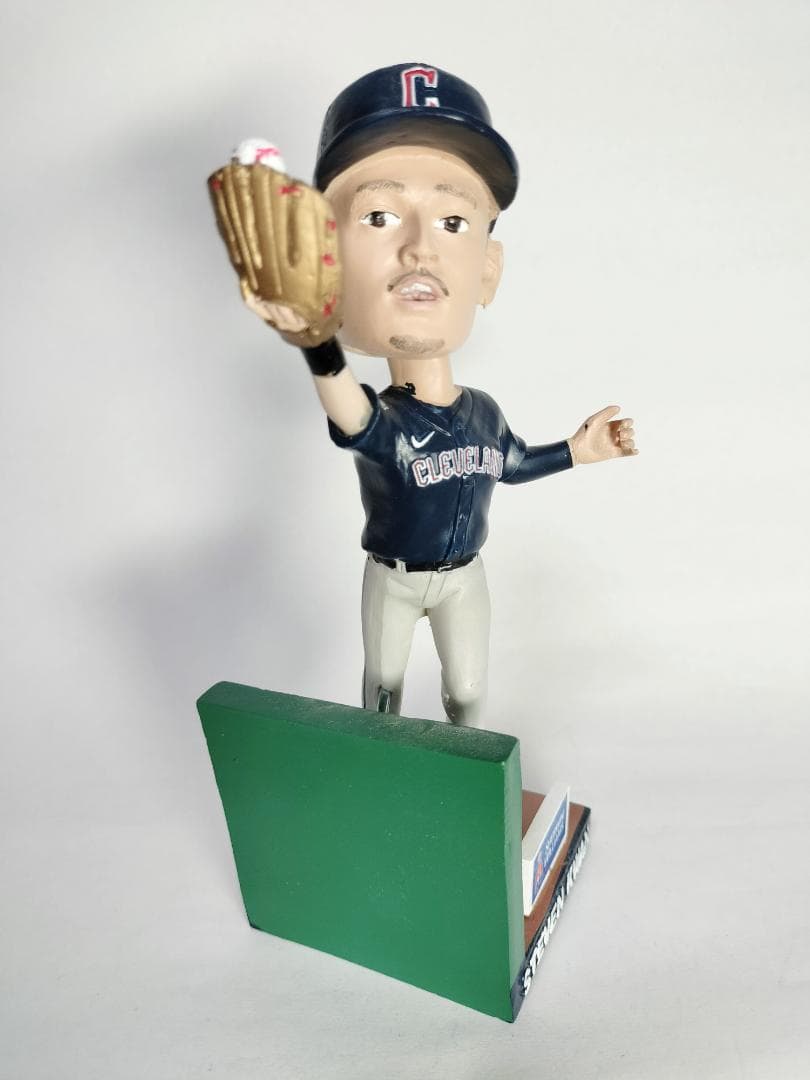 スティーブン・クワン／”ゴールドグラブ賞” ボブルヘッド人形 (2023)