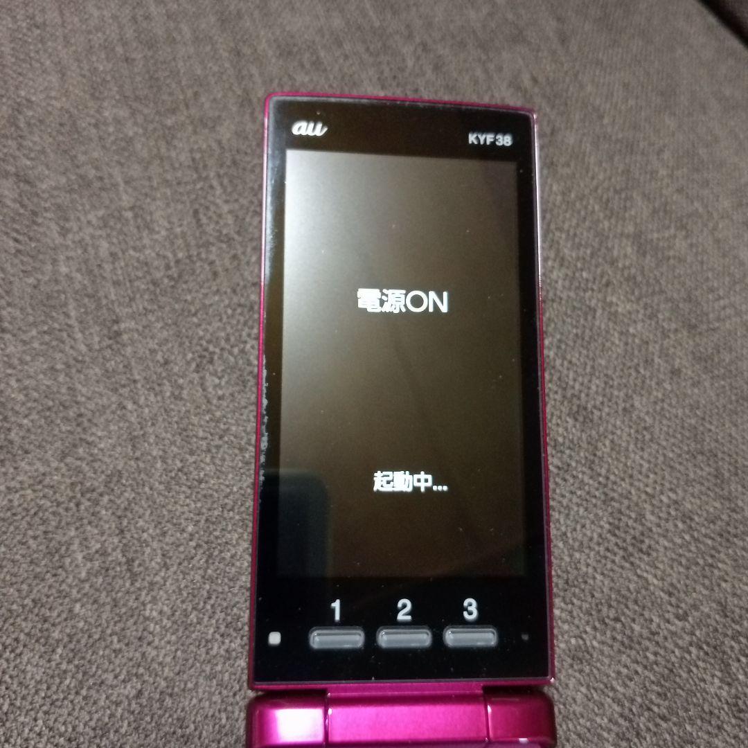 【美品】キョーセラ　au　KYF38　かんたん携帯　ガラケー　ピンク　充電器付