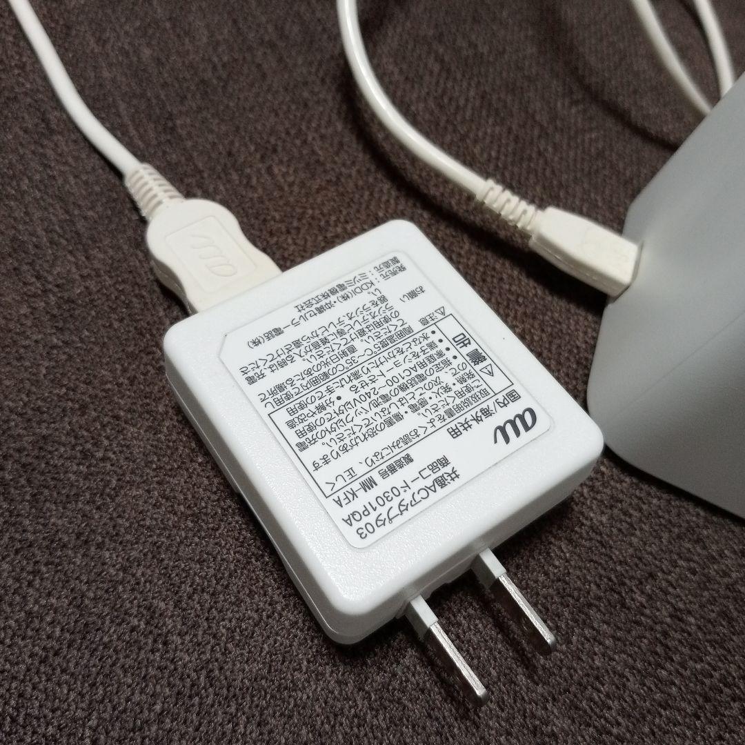 【美品】キョーセラ　au　KYF38　かんたん携帯　ガラケー　ピンク　充電器付