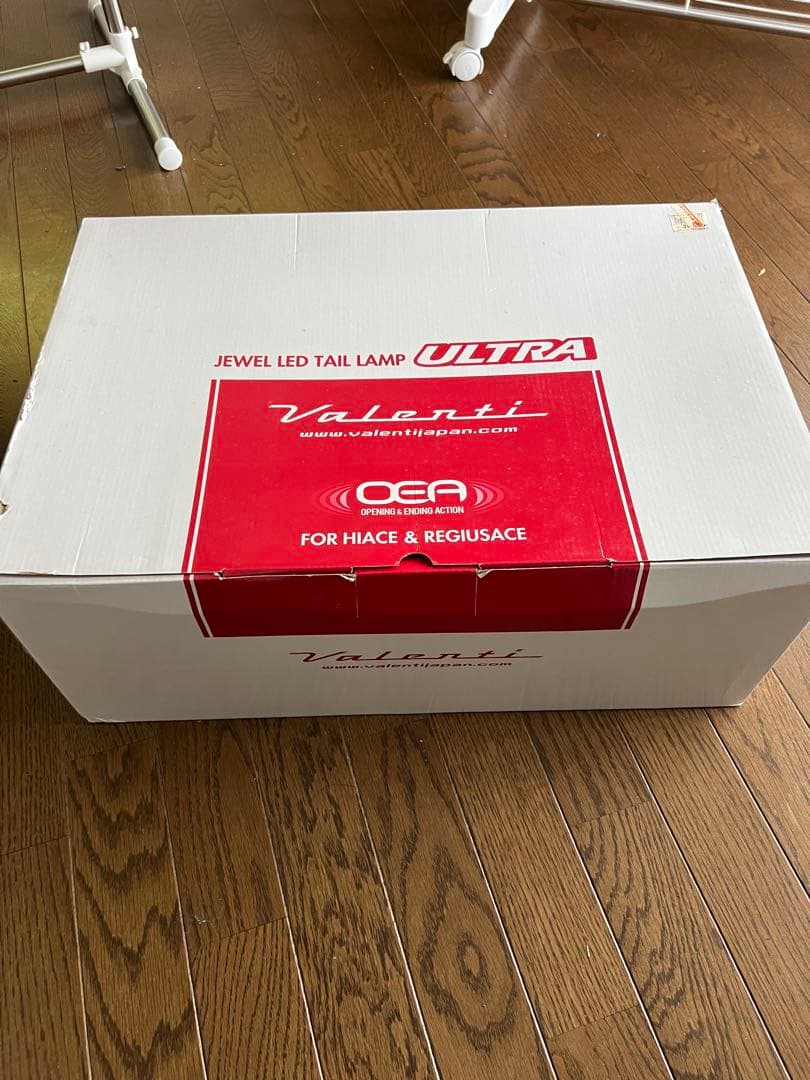 ハイエース　バレンティJEWEL LEDテールランプ　ウルトラシグマ　Σ シグマ