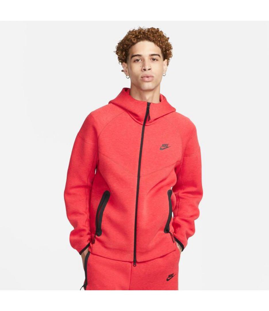 NIKE テックフリース 赤(University Red) 海外限定カラー - メルカリ