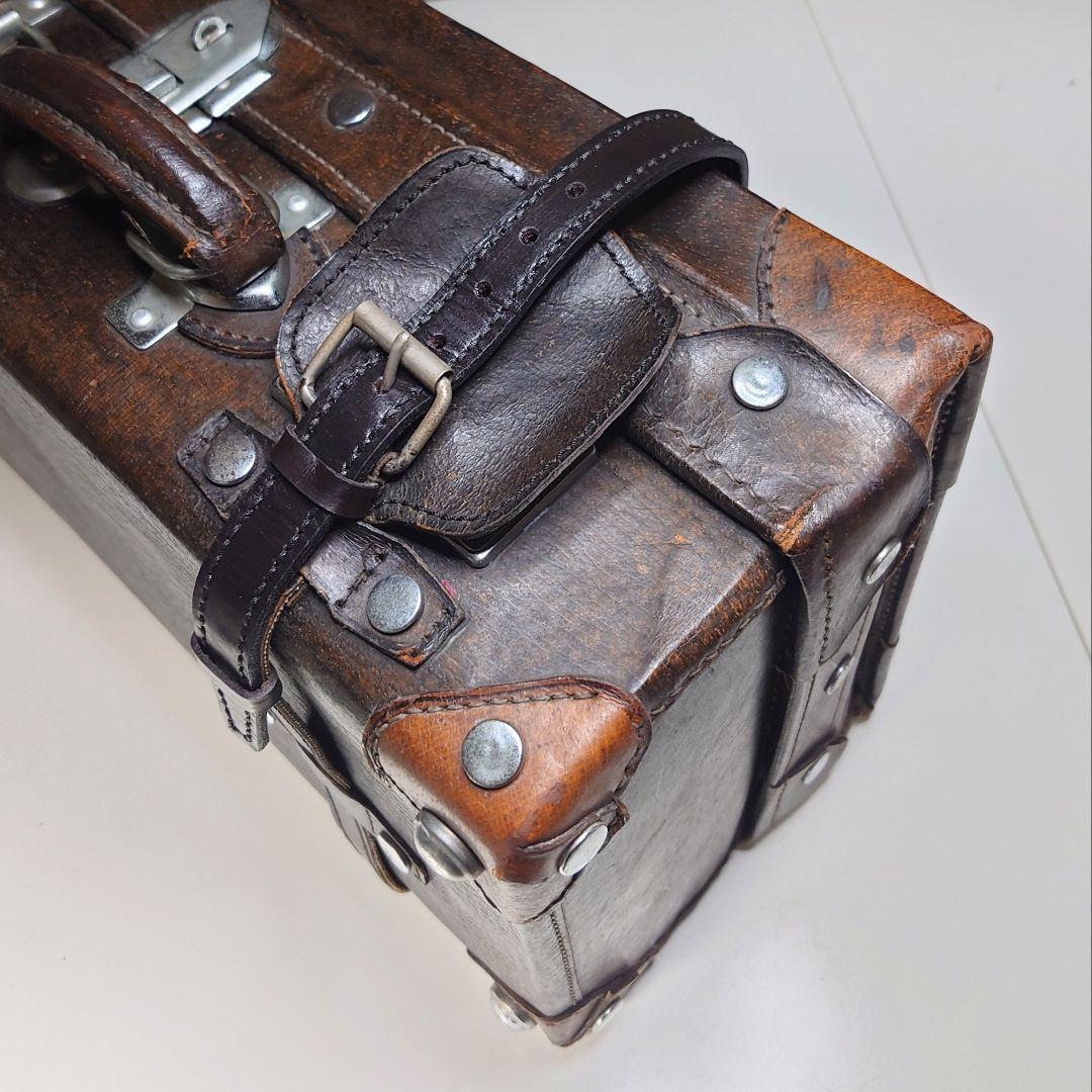 【 鍵付き 】アンティーク総天然皮革製トランク バッグ 中型
