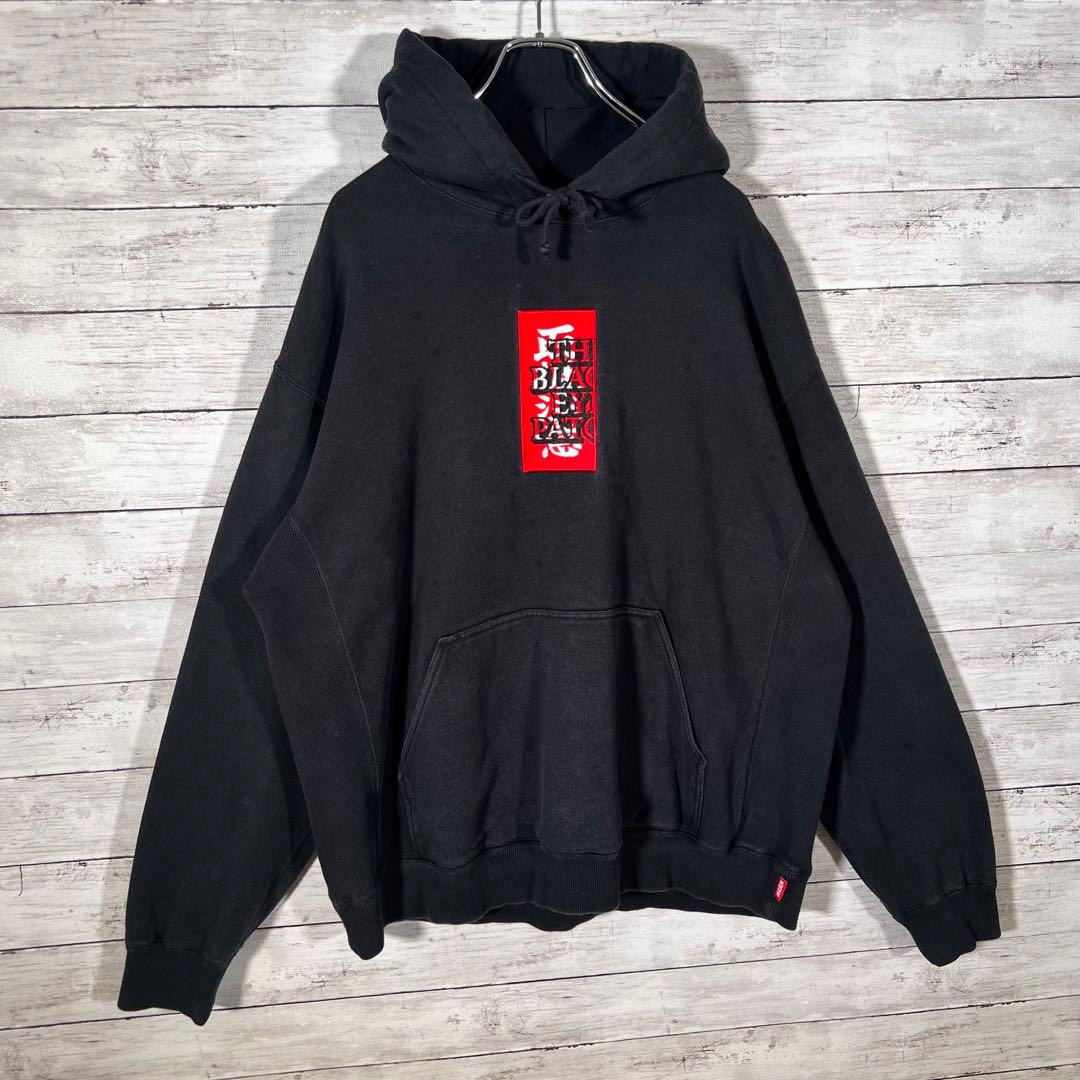 激レア』ブラックアイパッチ パーカー センター刺繍ロゴ 取扱注意 黒