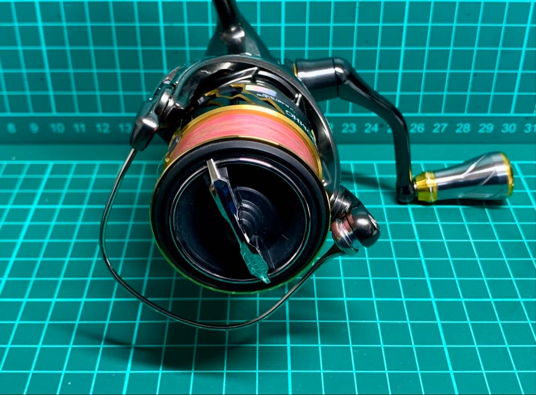 シマノ　20ツインパワーC3000MHG