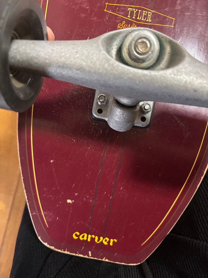 カーバー　サーフスケートボード