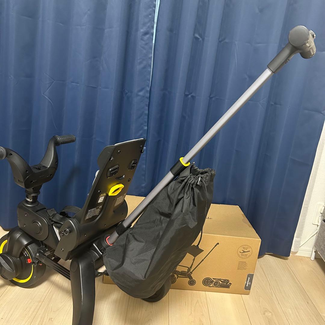 リキトライク(doona)手押し付き・折りたたみ三輪車