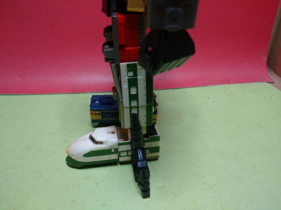 ライデンではありません!超激レア30年物中古品タカラ ダイアクロン トレインロボ