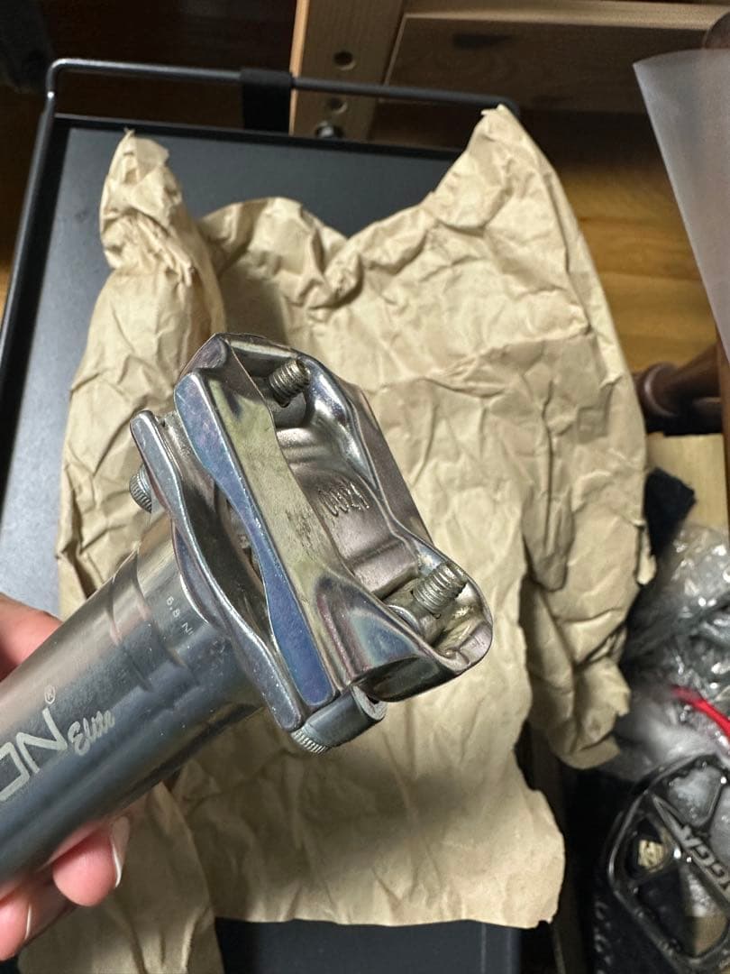 THOMSON シートポスト 32mm アルミニウム製